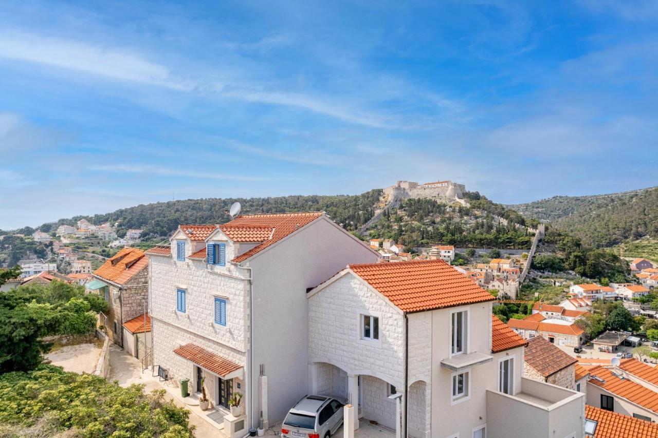 Villa Capitis In The Center- Luxury Apartment With Swimming Pool Hvar Town Exterior foto