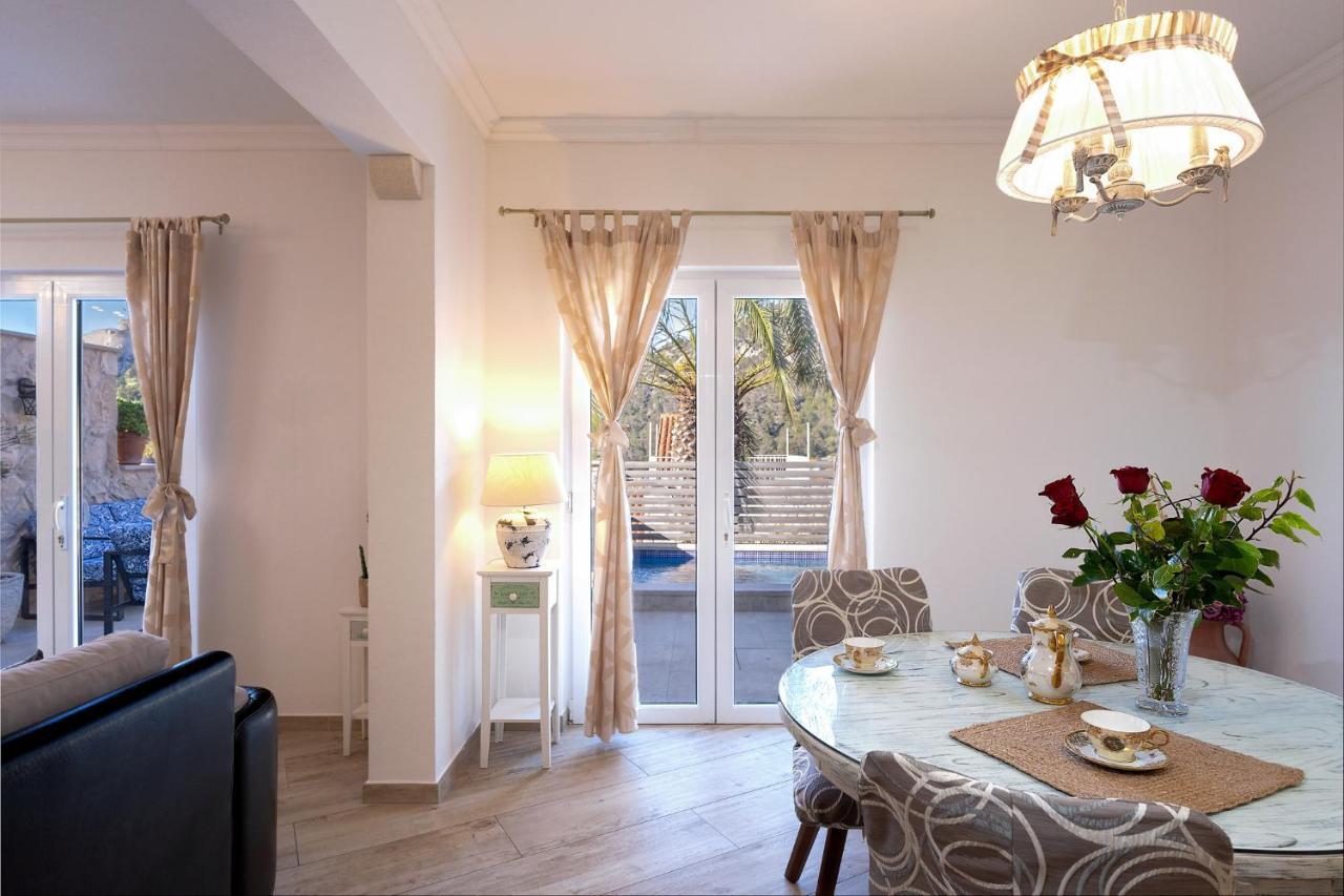 Villa Capitis In The Center- Luxury Apartment With Swimming Pool Hvar Town Exterior foto
